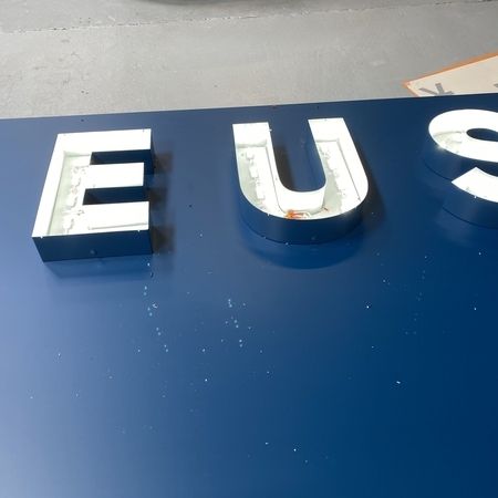 Leuchtreklame - Impressionen