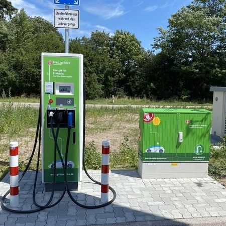 E-Ladesäulen - Impressionen